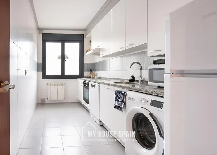 Myhousespain- Precioso Piso Playa Poniente Apartman Gijón